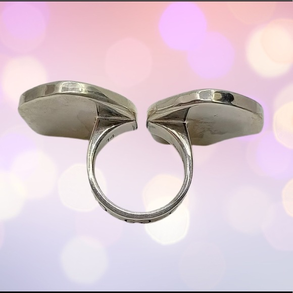 ❌SOLD❌💀 Gucci Double Skull Ring 💀 - Picture 2 of 8